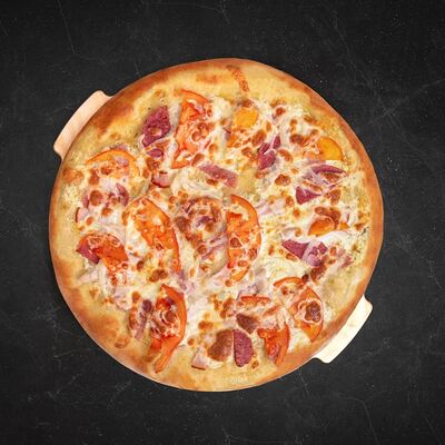 Мясная M в Пицца Семейная точка по цене 700 ₽