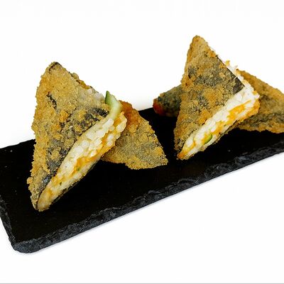 Ролл-сэндвич с крабом в Всем Своим по цене 400 ₽