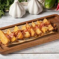 Картофель с грузинскими сырами и беконом в Патари