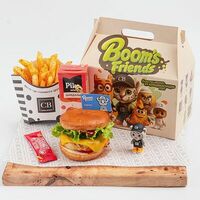 Кидс Бокс с бургером в Coffee BOOM Roasters and Bakery