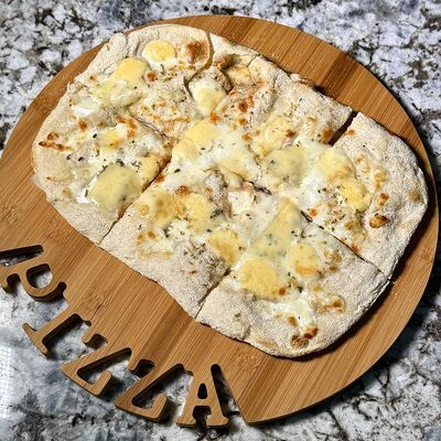 Пицца 4 сыра в Ofris по цене 1390 ₽