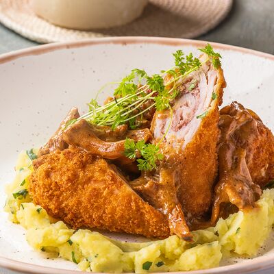 Рулетики из свинины в Кафе Cанта Фе по цене 1150 ₽