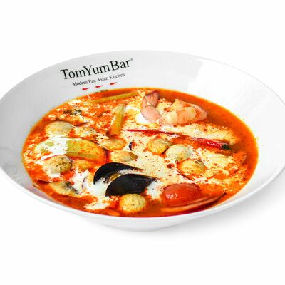 Tomyum с морепродуктами c доброй порцией пропаренного риса в TomYumBar по цене 888 ₽