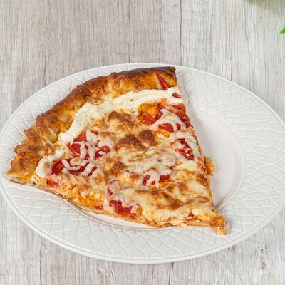 Пицца (кусок) в Царь-Кебаб по цене 200 ₽