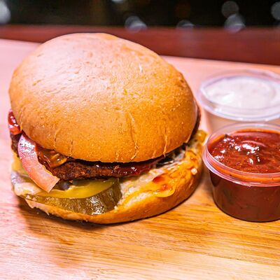 Бургер Острый в Шаурма Твой бро по цене 14 р.