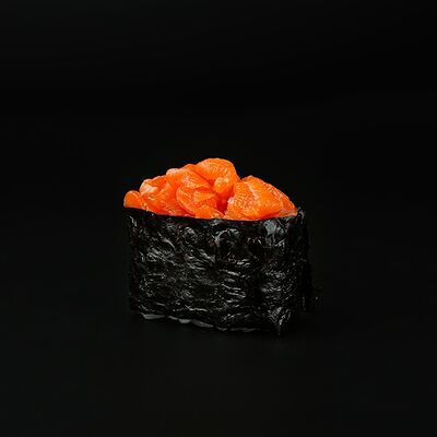 Суши Спайси-лосось в RollWok club Азиатская кухня по цене 199 ₽