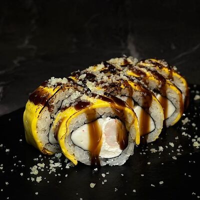 Ролл Четыре сыра в Хорошие руки - Роллы по цене 970 ₽