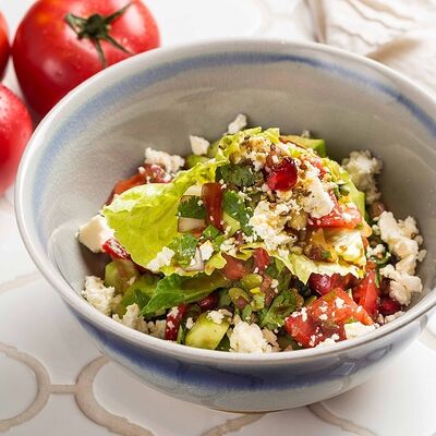 Салат турецкий в Maroon по цене 1150 ₽