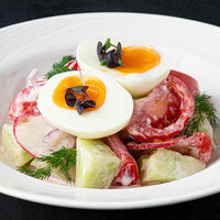 Салат овощной в Corner Grill