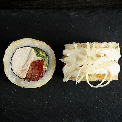 Ролл Цезарь температурав Hot Pizza по цене 530 ₽