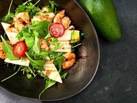 Руккола с креветками в Mojo