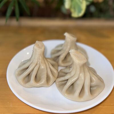 Хинкали с бараниной в Фуд Корт №1 по цене 315 ₽