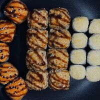 Запеченный набор Домино в Uchu Sushi Yaki