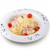 Фетучини с беконом в Томаго