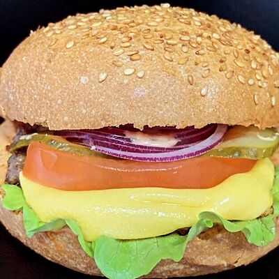 Чизбургер в Бест Бургер и Гриль по цене 350 ₽