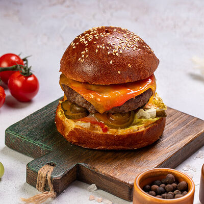 Бургер Хот Хэд в Чайка по цене 740 ₽