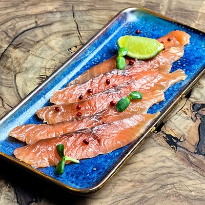 Лосось слабосоленый (нарезка) в Мята signature 2ФР по цене 1200 ₽