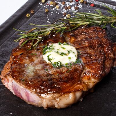 Стейк Рибай в Уголь по цене 3100 ₽