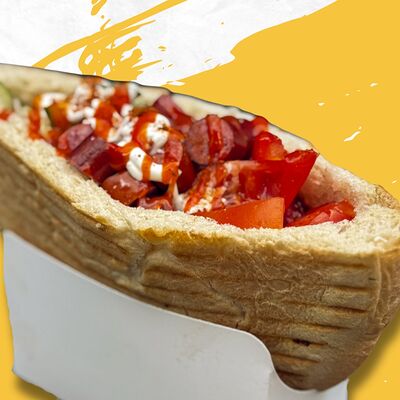 Донер с охотничьими колбасками в Doner duck по цене 399 ₽