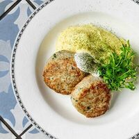 Котлеты куриные с пюре в MANANA