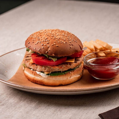 Чизбургер Адриано в Adriano Leonardo по цене 780 ₽