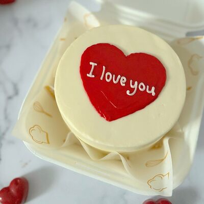 Бенто-торт I love you в Кондитерская Конфетка Питер по цене 1800 ₽