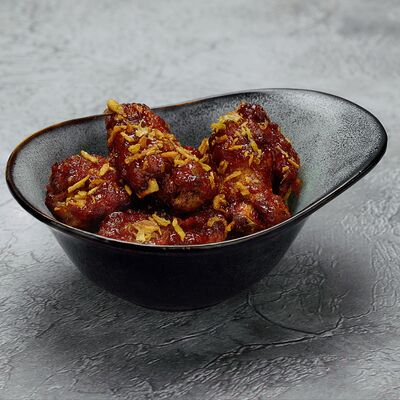 Крылья в соусе барбекю в 19 Лунка по цене 480 ₽