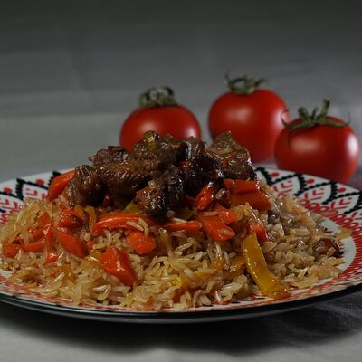 Плов узбекский в Хумо по цене 600 ₽