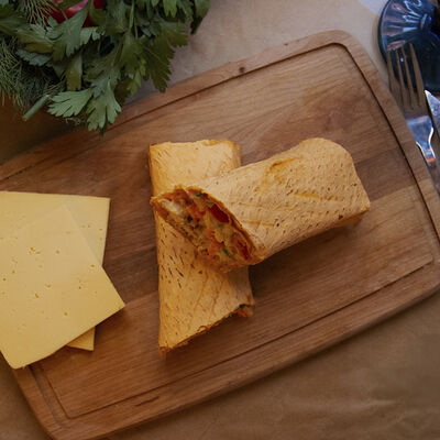 Шаверма сырная в Вкусно есть по цене 340 ₽