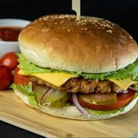 Бургер Плескавица в Сербскийбургер