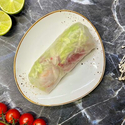 Спринг ролл с креветкойв Три Шефа по цене 440 ₽