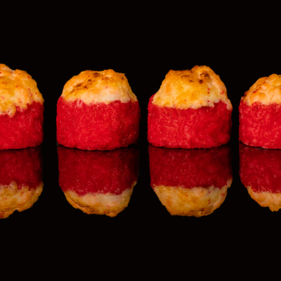 Ролл Запечённый с лососем в SUSHIлка по цене 945 ₽