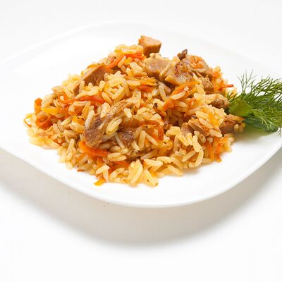 Плов с говядиной в Паприка по цене 390 ₽