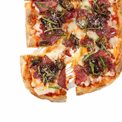 С пастрами из говядины и сладким луком в Zotman Pizza по цене 990 ₽