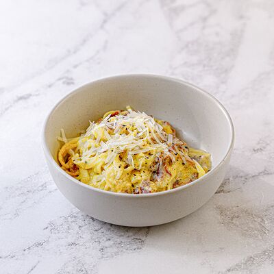 Паста Карбонара в Stories по цене 550 ₽