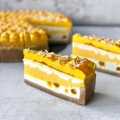 Чизкейк Манго-маракуйя в Вьетнамская кухня CYCLO по цене 379 ₽