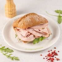 Чиабатта с мортаделлой и яичным тартаром в АндерСон