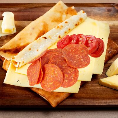 Блин Пеперони-сыр-томат XL в Да! Блин по цене 349 ₽