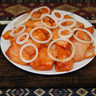 Маринованная куриная грудка в Пловия по цене 500 ₽