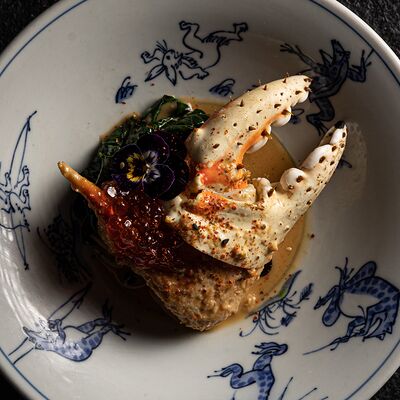 Кулак краба с красной икройв Self Edge Japanese по цене 2800 ₽