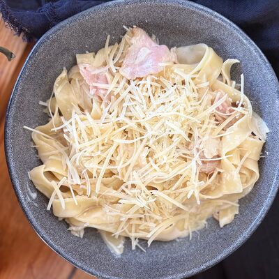 Фетучини карбонара в LEMONADE по цене 259 ₽