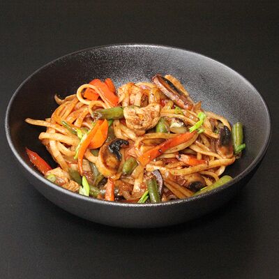 Лапша Чикен вок с овощами в Оsaka по цене 535 ₽