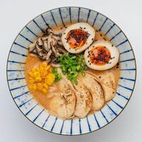 Рамен с курицей в J'PAN