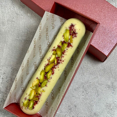 Белый шоколад с фисташками и соком юдзу в Bocconcino по цене 790 ₽