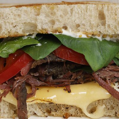 Сэндвич с пастрами в Finch по цене 820 ₽