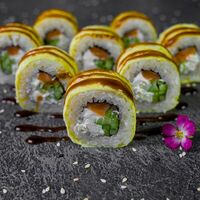 Ролл с тонким омлетом в Restobar Первый & Ресторан доставки Личный повар