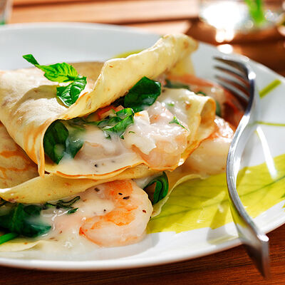 Блин с креветками, шпинатом и сливочным сыром в Три печки по цене 620 ₽