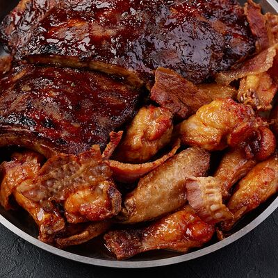 Мясной сет в По Чесноку по цене 3326 ₽