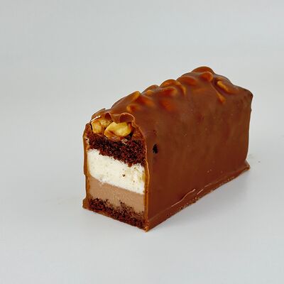 Пирожное Сникерсв Просто Азия x Десертория по цене 420 ₽