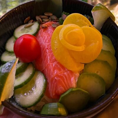 Поке с лососем в Лобстер по цене 699 ₽